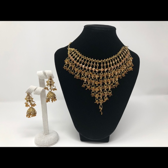 Eastern Jewellery - Picture 14 of 16